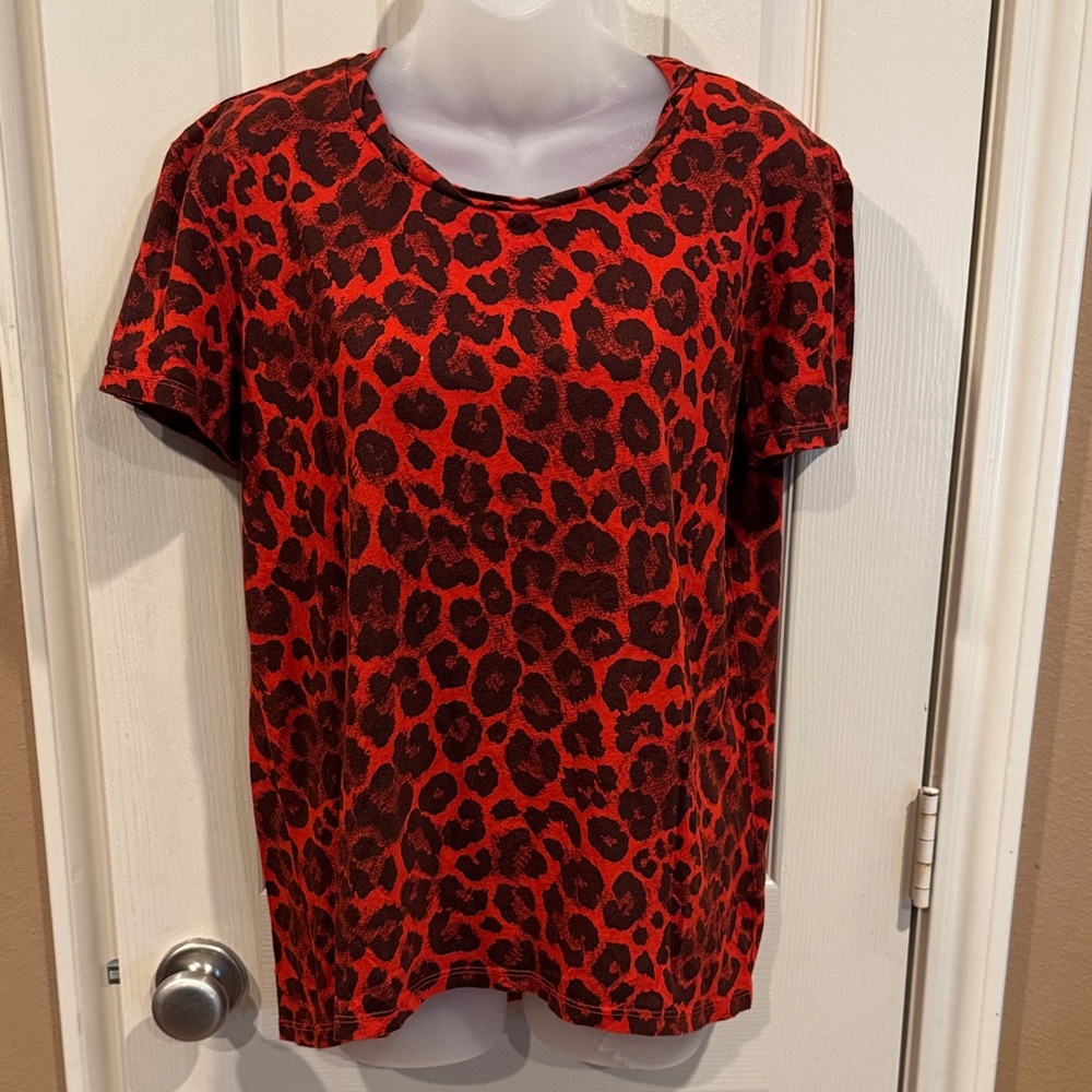 Pam & Gela Animal Print Tee Shirt. Sz Small